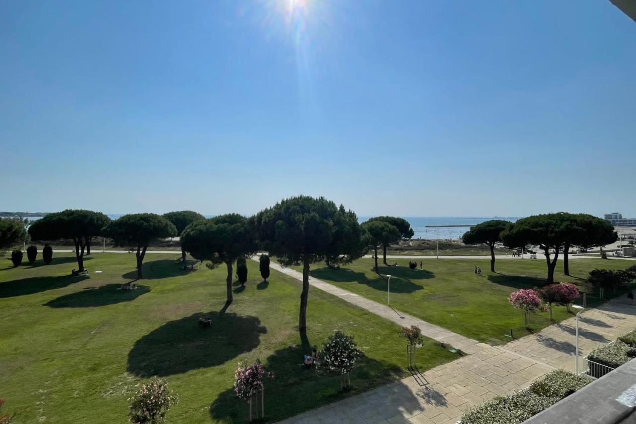 Le Mistral Appartement Standing Avec Vue Mer Exceptionnelle En 1Ere Ligne Le Grau-du-Roi Eksteriør bilde