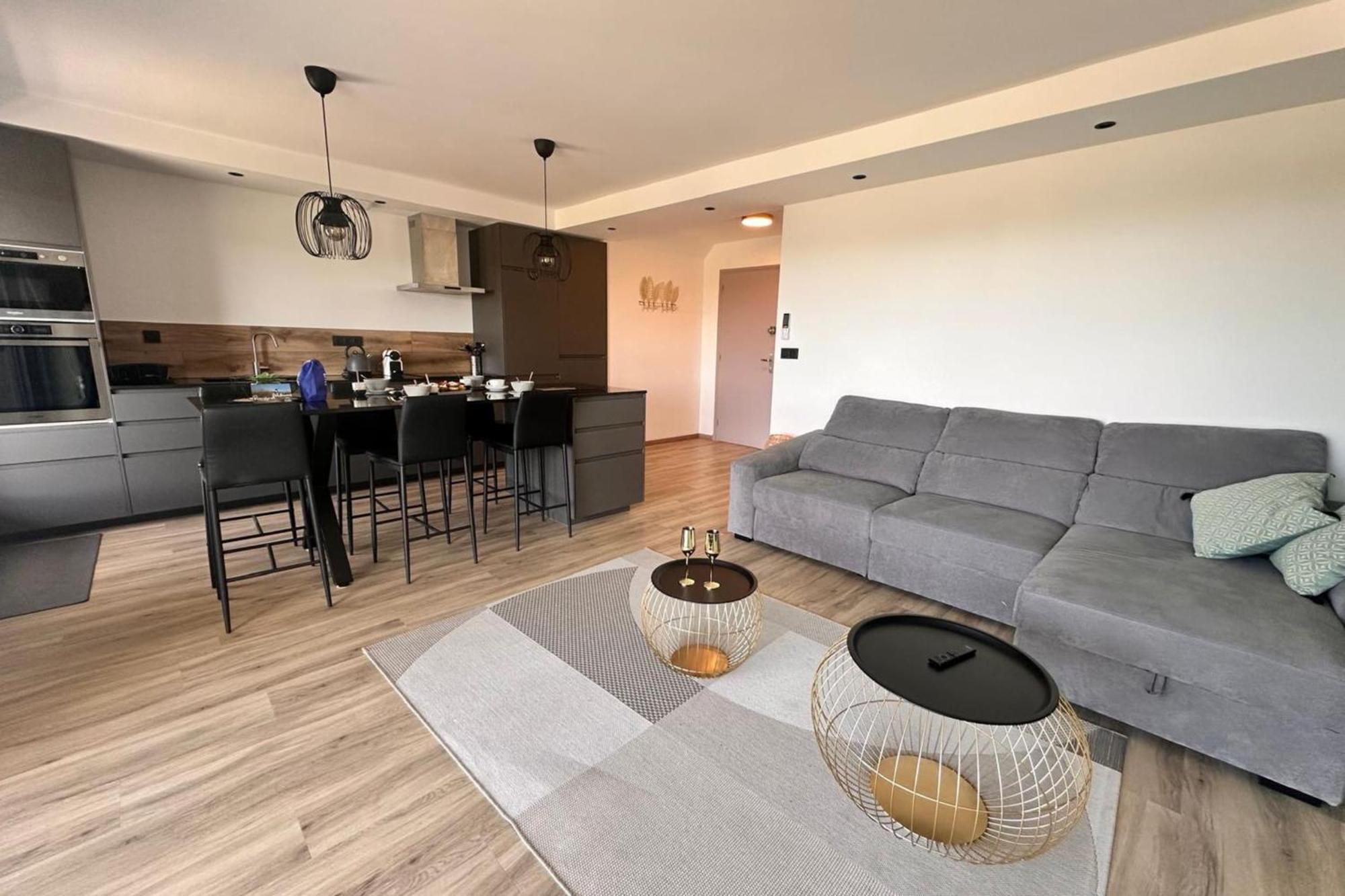 Le Mistral Appartement Standing Avec Vue Mer Exceptionnelle En 1Ere Ligne Le Grau-du-Roi Eksteriør bilde