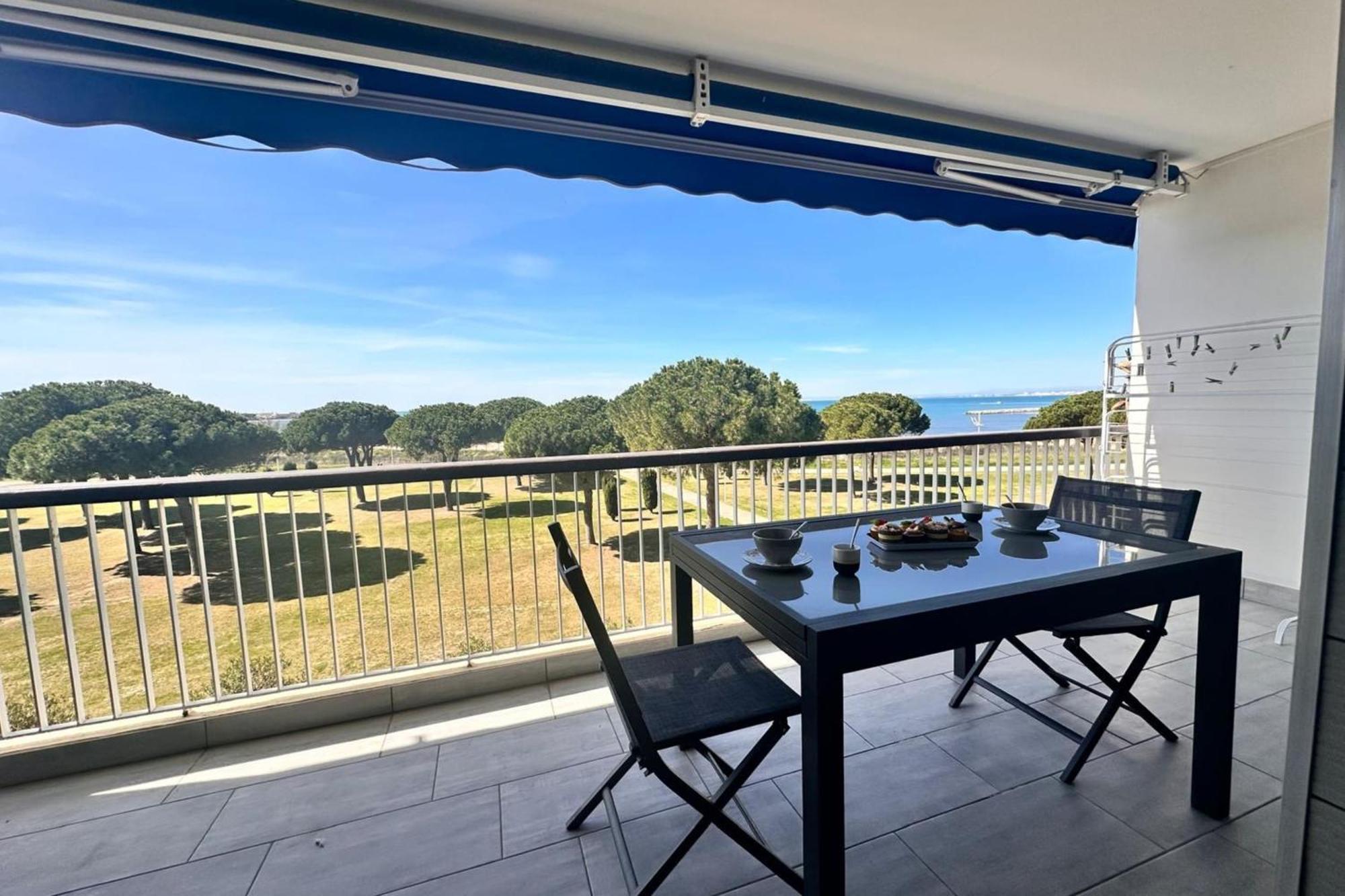 Le Mistral Appartement Standing Avec Vue Mer Exceptionnelle En 1Ere Ligne Le Grau-du-Roi Eksteriør bilde